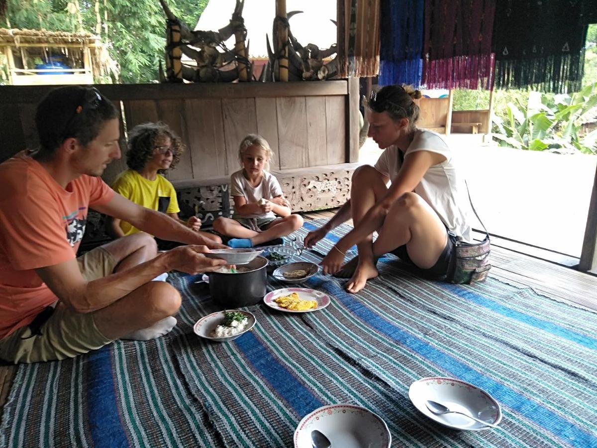 Arnolds Familly Homestay Bajawa Εξωτερικό φωτογραφία