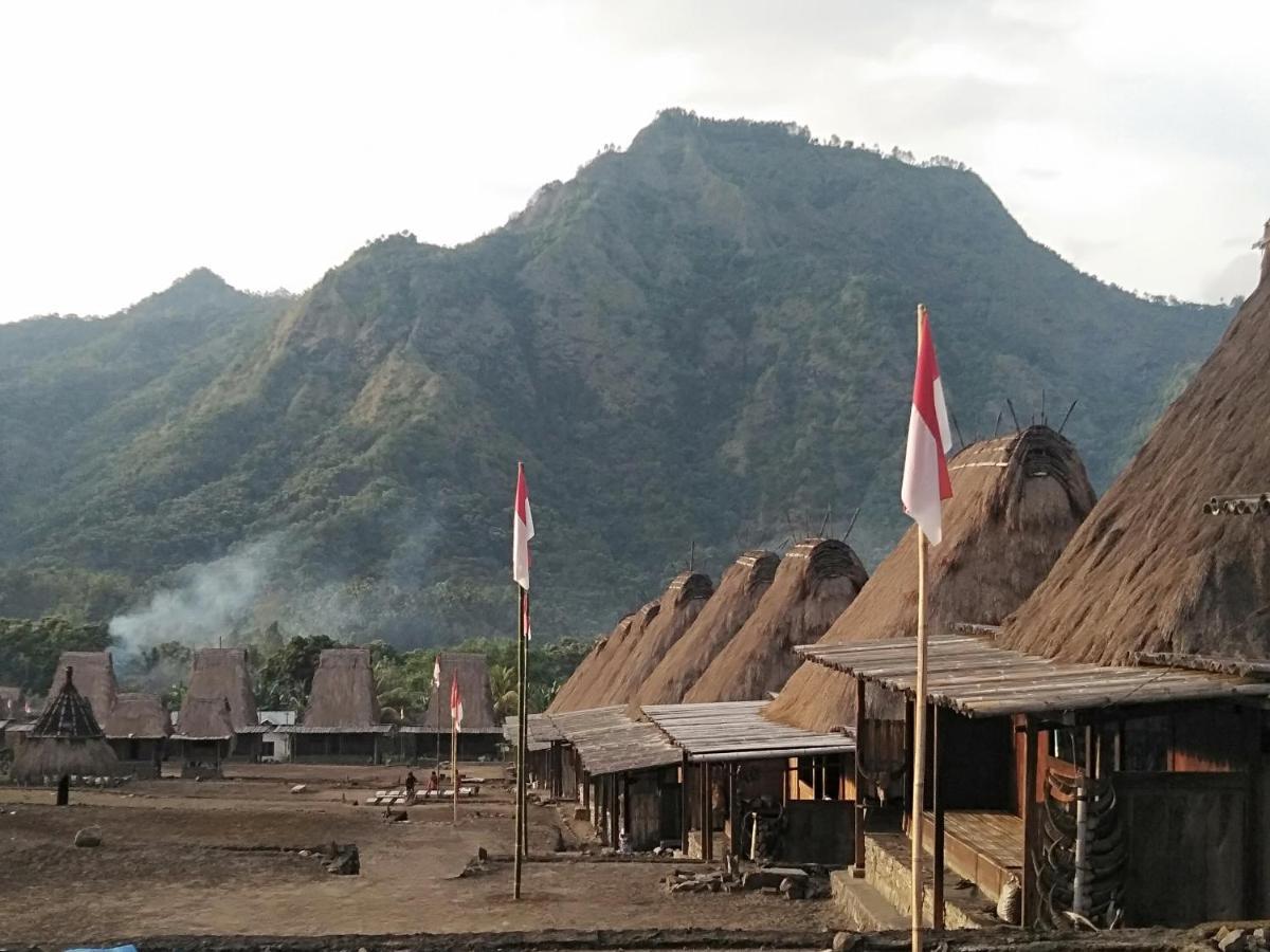 Arnolds Familly Homestay Bajawa Εξωτερικό φωτογραφία