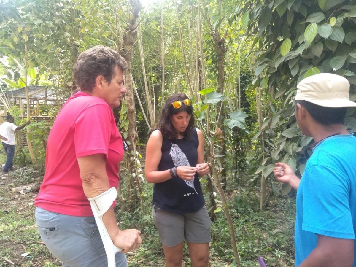 Arnolds Familly Homestay Bajawa Εξωτερικό φωτογραφία