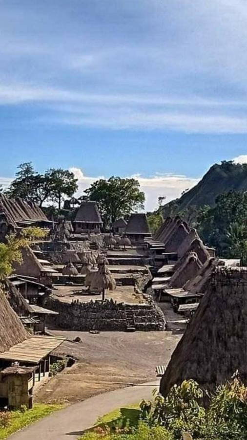 Arnolds Familly Homestay Bajawa Εξωτερικό φωτογραφία