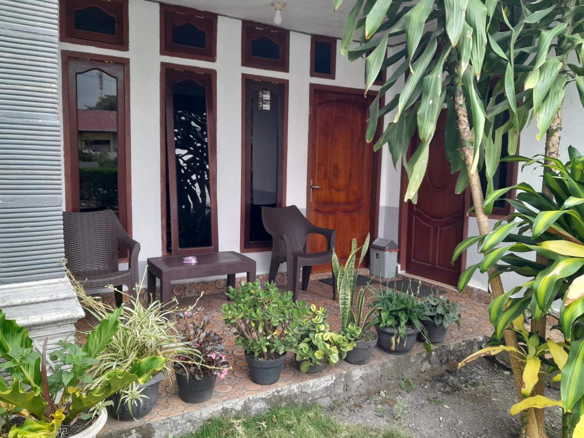 Arnolds Familly Homestay Bajawa Εξωτερικό φωτογραφία