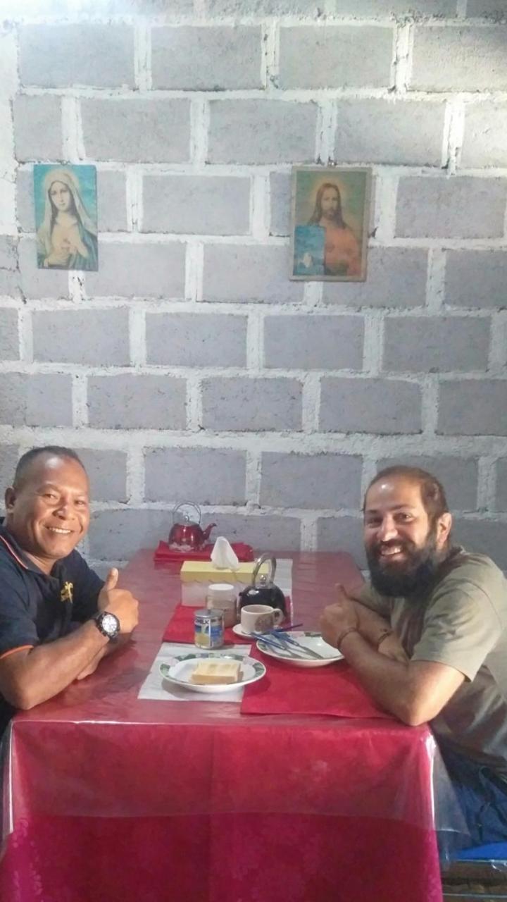 Arnolds Familly Homestay Bajawa Εξωτερικό φωτογραφία