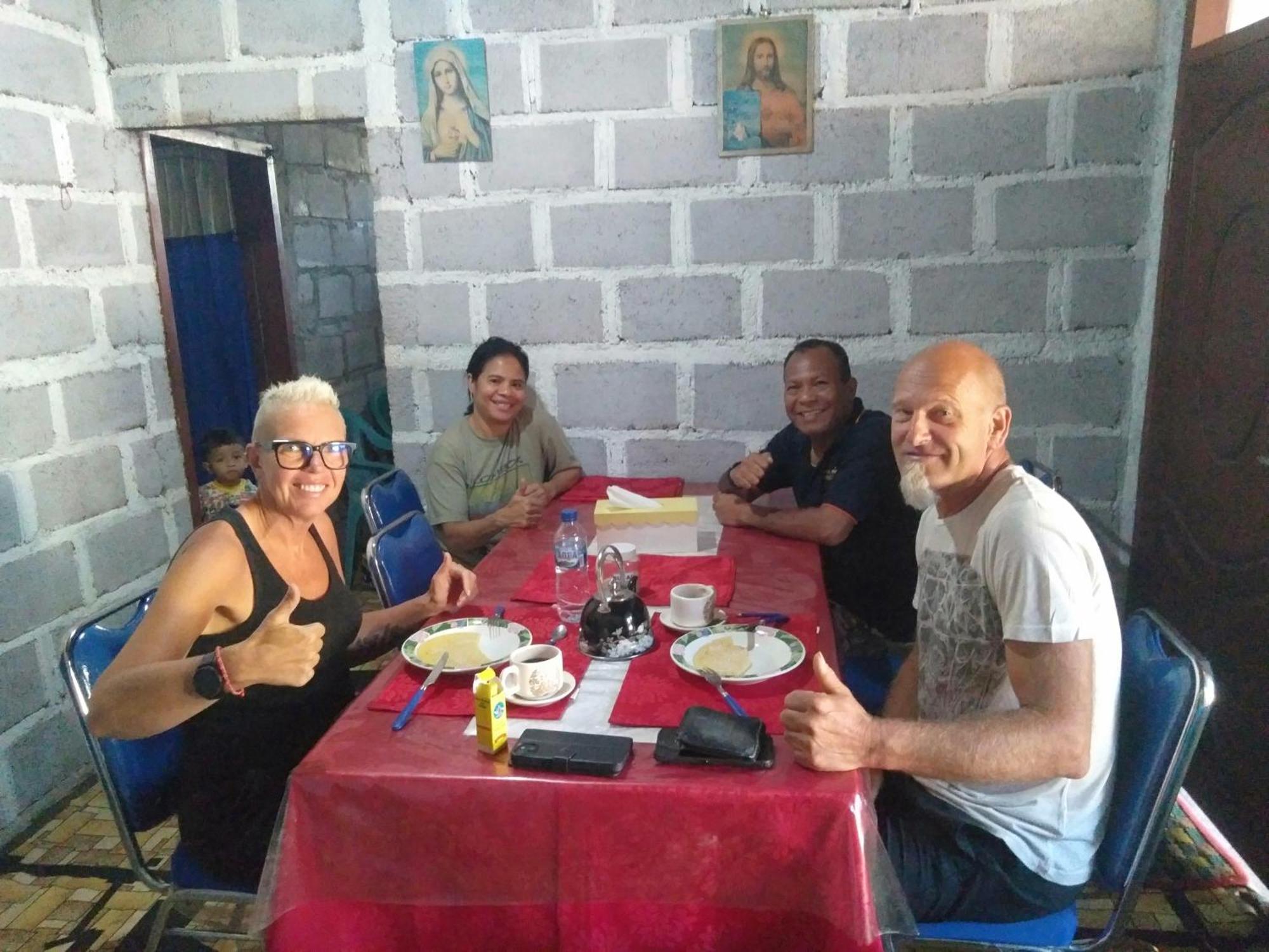 Arnolds Familly Homestay Bajawa Εξωτερικό φωτογραφία