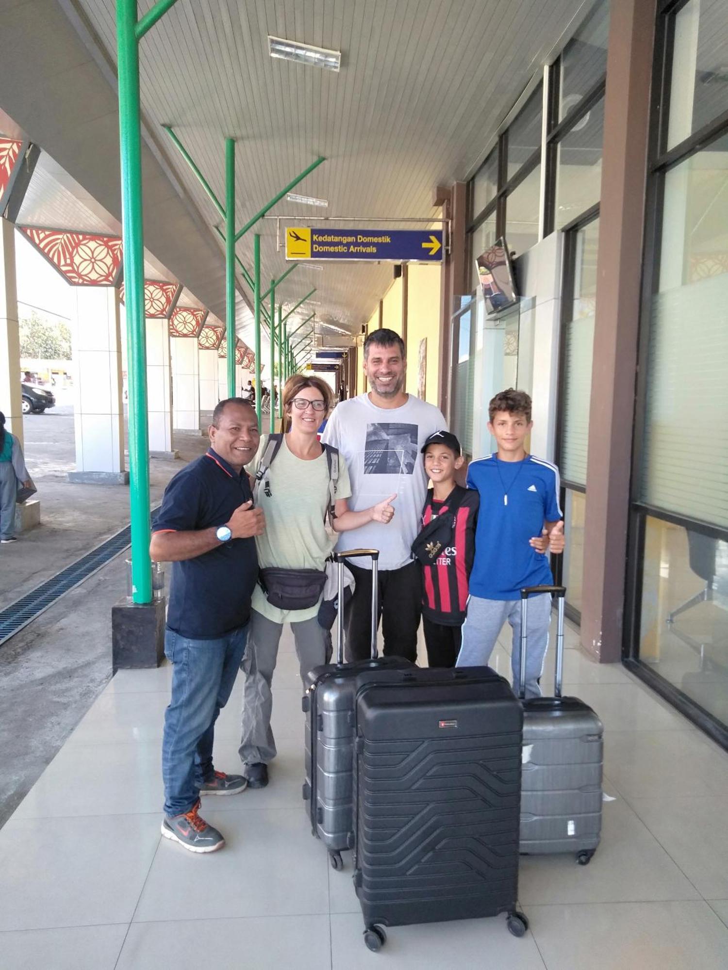 Arnolds Familly Homestay Bajawa Εξωτερικό φωτογραφία
